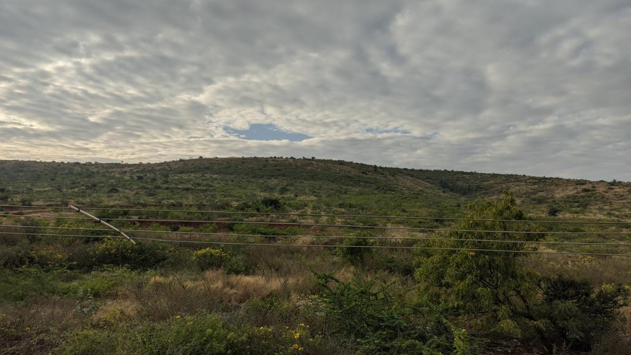 Kanthi Resorts Badami Bāgalkot Exterior foto