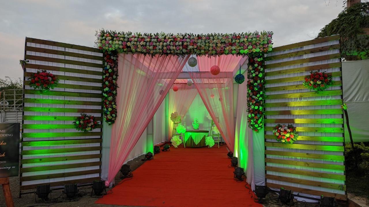 Kanthi Resorts Badami Bāgalkot Exterior foto